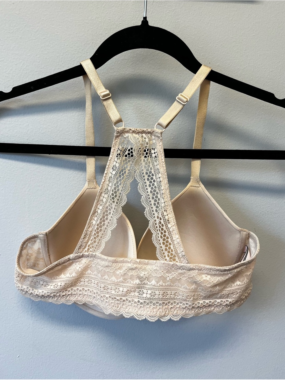 Victoria Secret Lace Racerback Bra Front Closure Light Beige Underwire Sz 36C - Picture 2 of 6